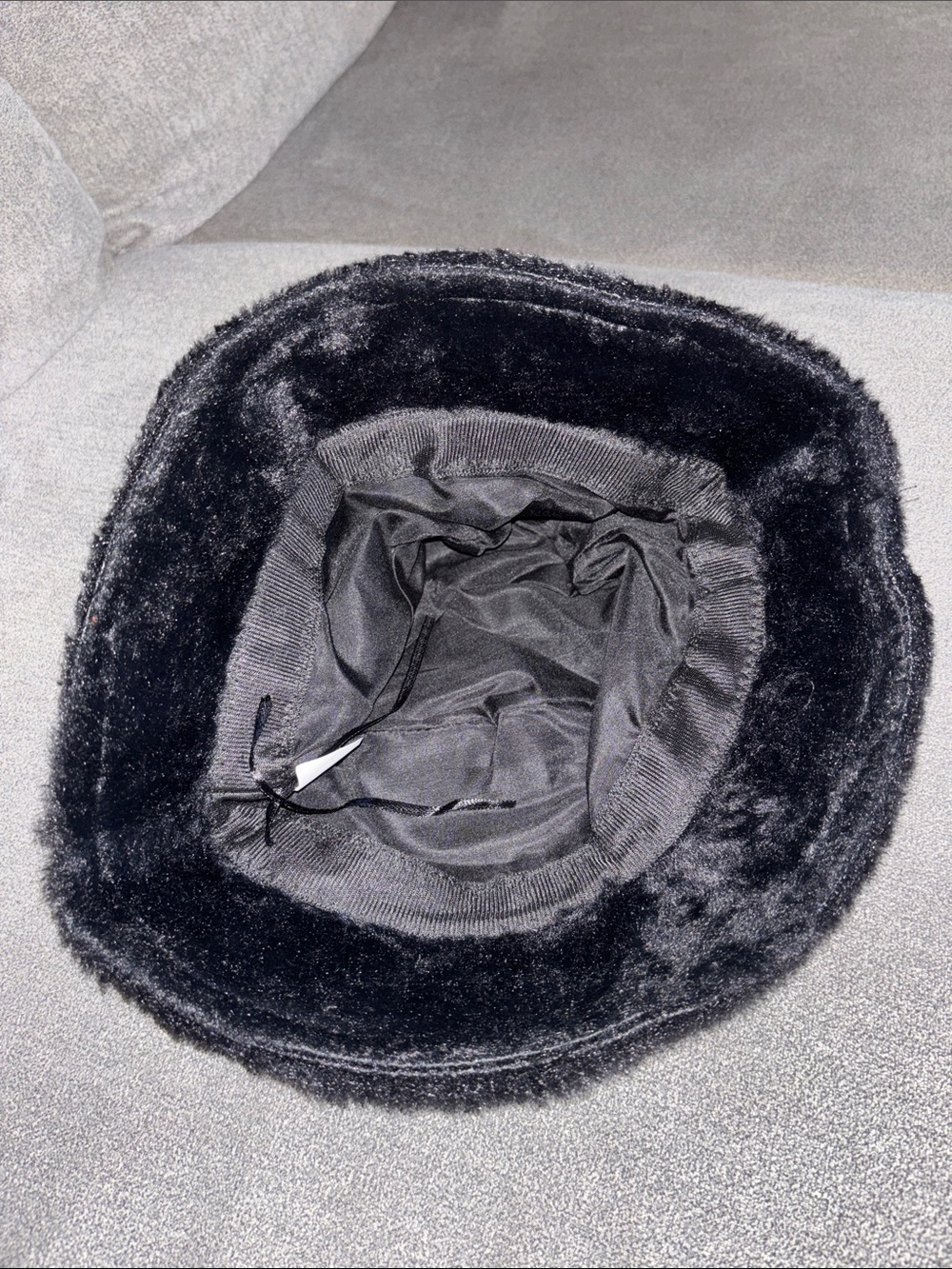 SHEIN Black Faux Fur Bucket Hat NWT - Picture 4 of 7